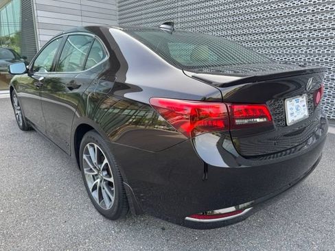 Used 2015 Acura TLX V6 SH-AWD w/ Technology Pkg image 3