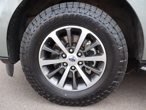 Used 2019 Ford Expedition XLT w/ Equipment Group 202A AWD/4WD image 42