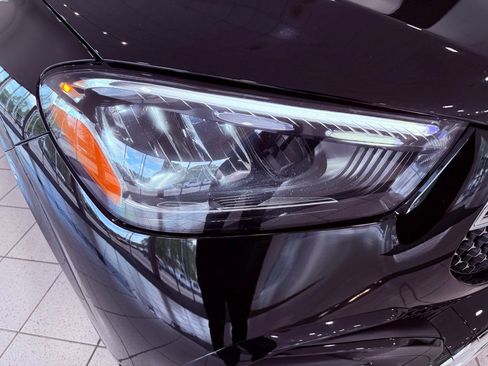 Used 2025 Mercedes-Benz GLE 350 4MATIC image 18