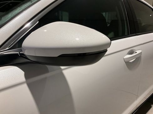 New 2025 Honda Accord EX-L image 3