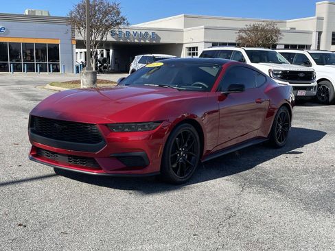 Used 2024 Ford Mustang Coupe image 9