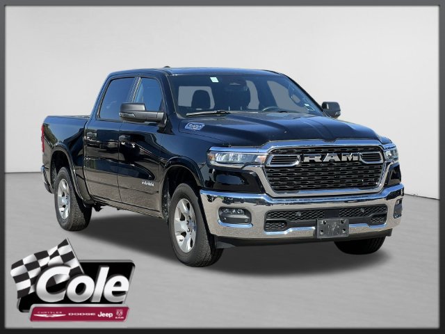 Used 2025 RAM 1500 Big Horn AWD/4WD image 1