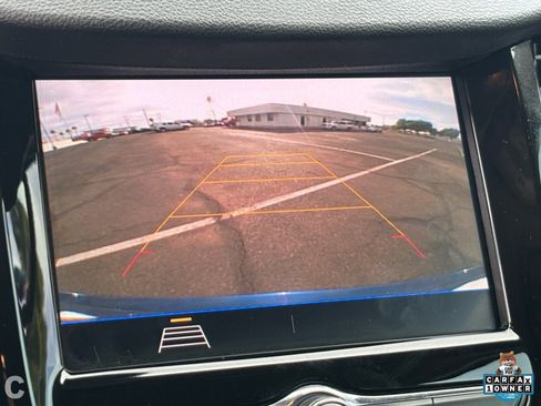 Used 2020 Chevrolet Trax LT w/ Driver Confidence Package image 18