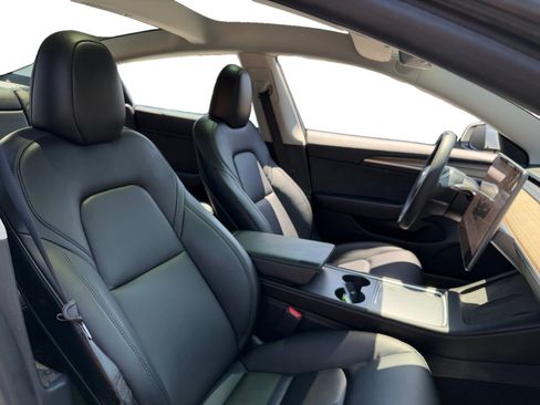 Used 2023 Tesla Model 3 Standard Range RWD image 14
