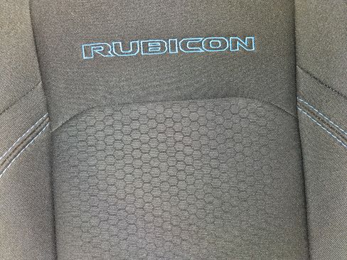 Used 2022 Jeep Wrangler Unlimited Rubicon 4xe image 26