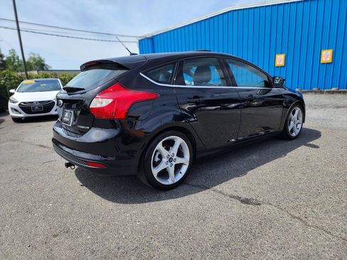 Used 2014 Ford Focus Titanium FWD image 6