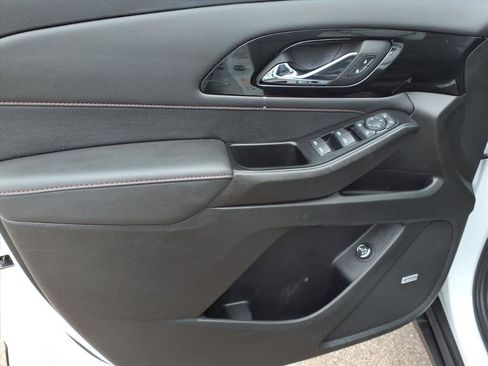 Certified 2023 Chevrolet Traverse RS w/ LPO, Floor Liner Package image 17