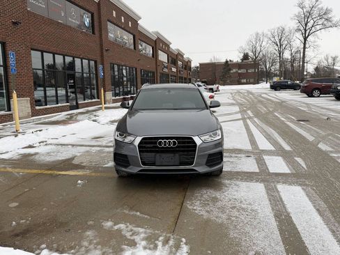 Used 2017 Audi Q3 2.0T Premium image 3