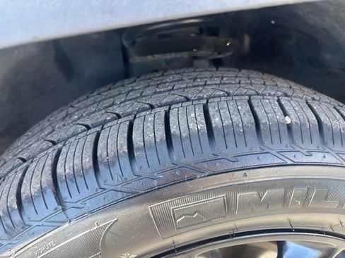 Used 2014 Jeep Cherokee Limited w/ Technology Group image 30