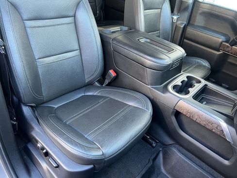 Used 2020 GMC Sierra 1500 Denali w/ Denali Carbonpro Edition image 24