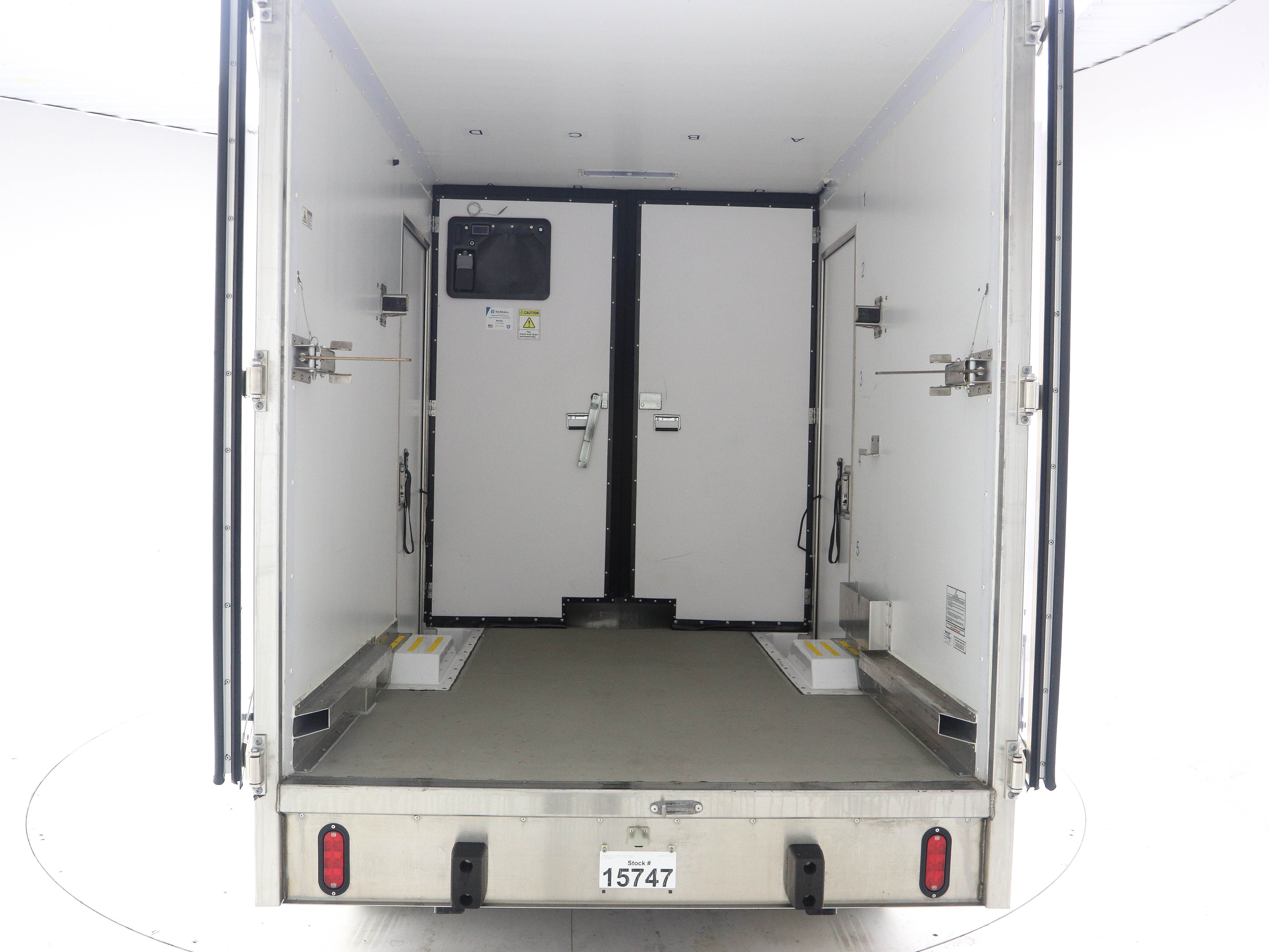 Used 2023 Ford E-350 and Econoline 350 Super Duty RWD image 10