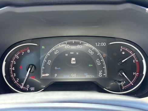 Used 2023 Toyota RAV4 XLE Premium FWD image 31
