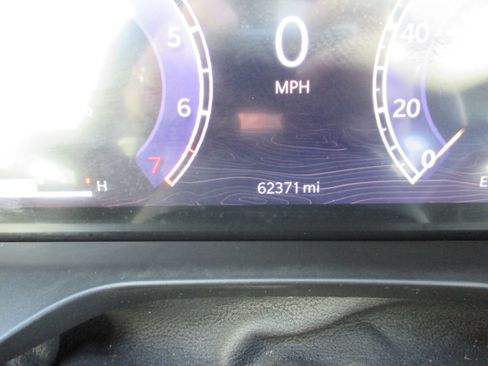 Used 2023 Jeep Grand Cherokee L Summit w/ High Altitude Package image 32