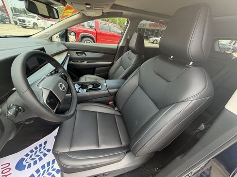 Used 2025 Nissan Murano SL w/ Cargo Package AWD/4WD image 16
