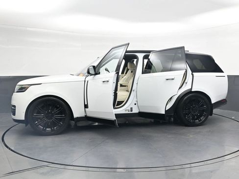 Used 2023 Land Rover Range Rover Long Wheelbase SE AWD/4WD image 27