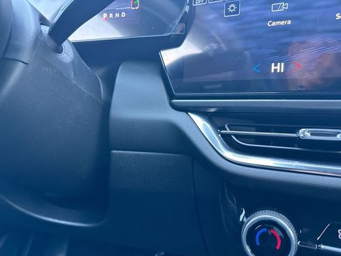 New 2026 Chevrolet Equinox EV LT image 22