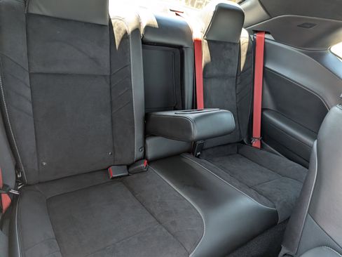 Used 2019 Dodge Challenger SRT Hellcat Redeye RWD image 16