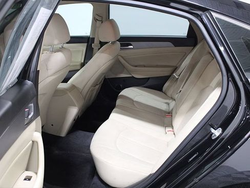 Used 2018 Hyundai Sonata SEL FWD image 14