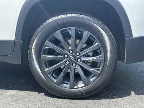 Used 2022 Chevrolet Traverse RS AWD/4WD image 10