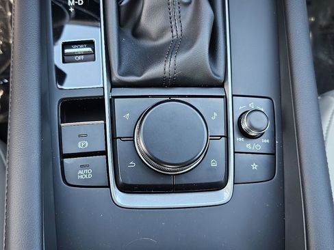 New 2026 MAZDA MAZDA3 2.5 S Sedan w/ Preferred Pkg image 29