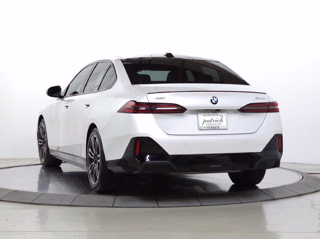Used 2024 BMW 540i xDrive w/ Executive Package AWD/4WD image 6