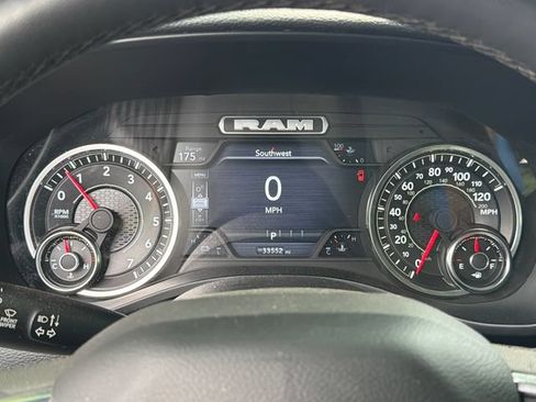 Used 2025 RAM 1500 Laramie AWD/4WD image 26