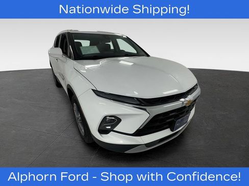 Used 2023 Chevrolet Blazer LT AWD/4WD image 1