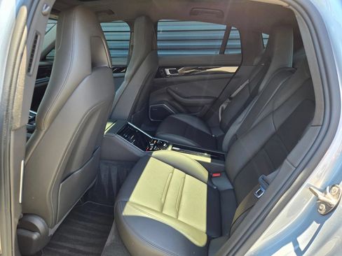 Certified 2021 Porsche Panamera 4S AWD/4WD image 18