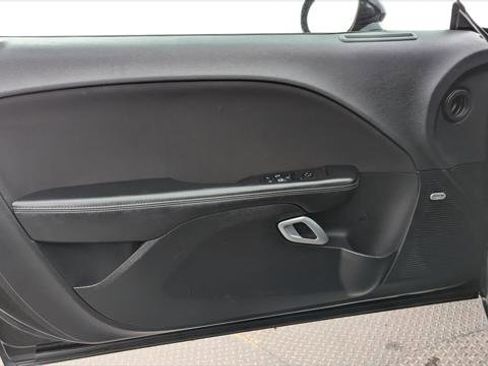 Used 2023 Dodge Challenger SXT image 13