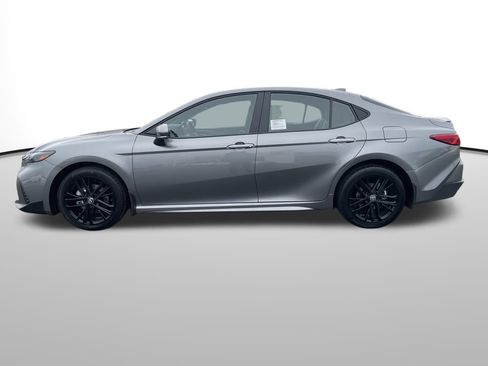 New 2026 Toyota Camry SE w/ Convenience Package image 7