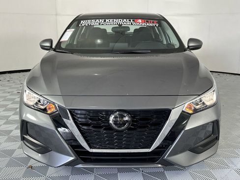 Used 2023 Nissan Sentra SV image 3