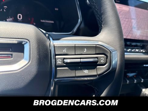 New 2026 GMC Canyon Elevation w/ Convenience Package RWD image 5