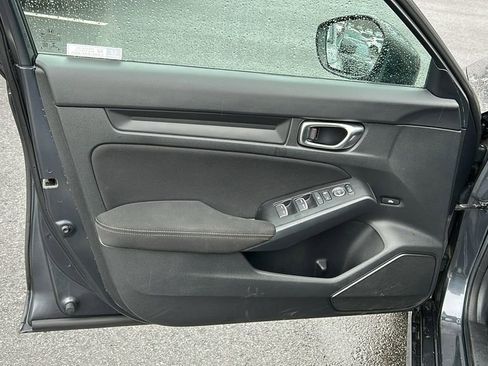 Used 2022 Honda Civic LX image 9