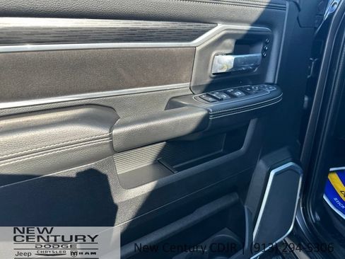 Used 2023 RAM 2500 Laramie AWD/4WD image 6