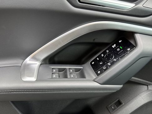 New 2025 Audi Q5 Prestige AWD/4WD image 8