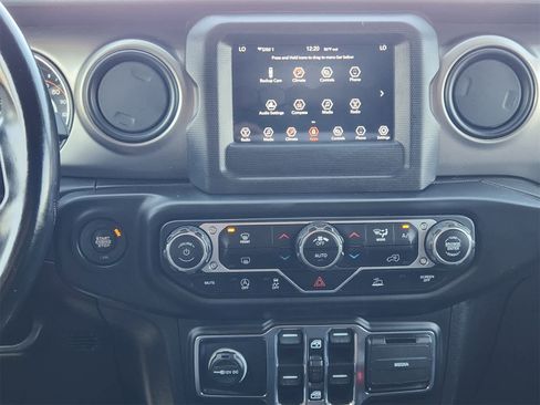 Used 2021 Jeep Wrangler Unlimited Sport image 17