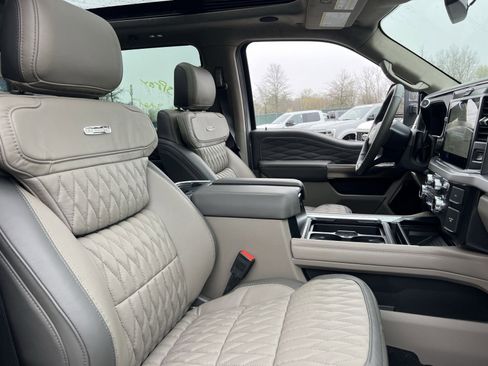 New 2026 Ford F450 Platinum image 27