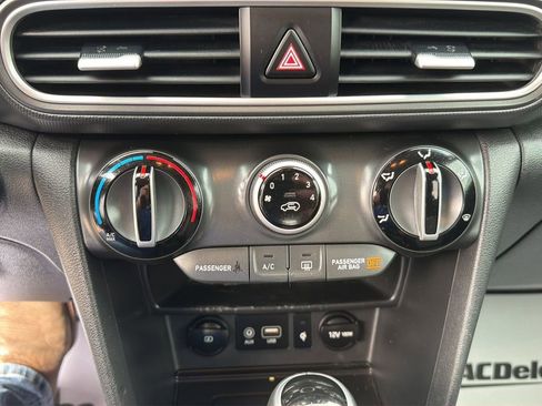 Used 2020 Hyundai Kona SEL Plus image 27