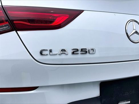 Used 2022 Mercedes-Benz CLA 250 image 30