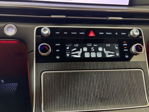 New 2026 Genesis GV80 3.5T AWD/4WD image 31