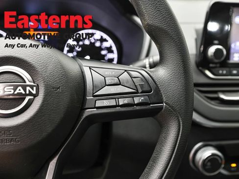 Used 2023 Nissan Altima 2.5 S FWD image 15
