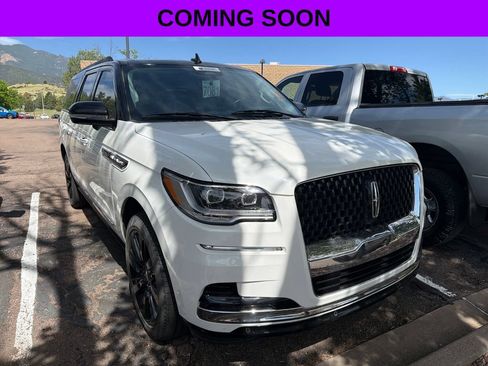 Used 2023 Lincoln Navigator L Black Label AWD/4WD image 1