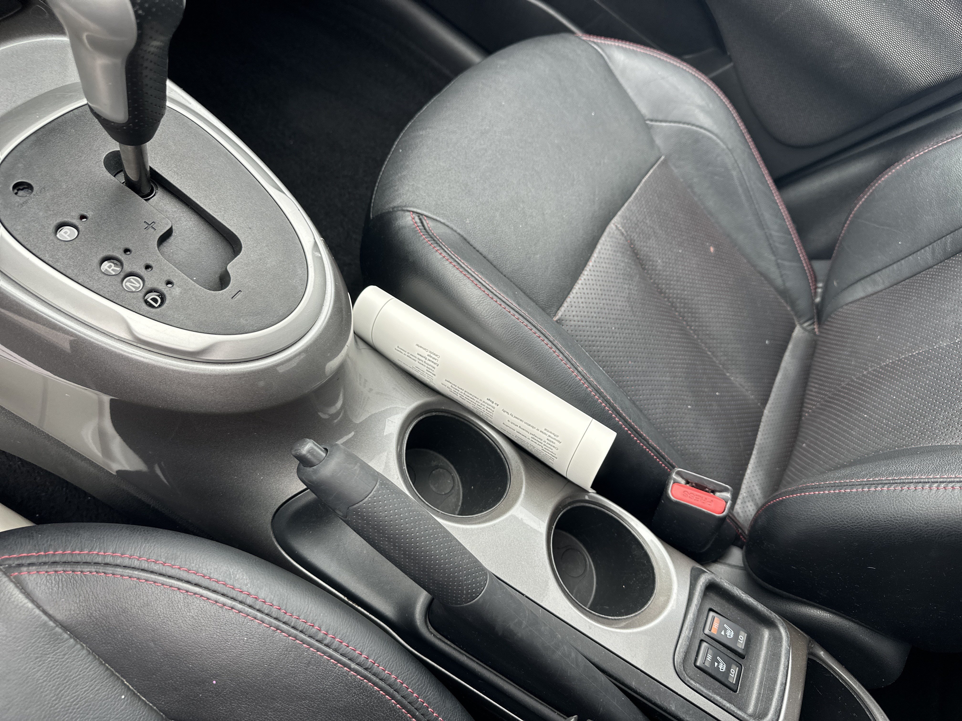 Used 2012 Nissan Juke SL FWD image 34