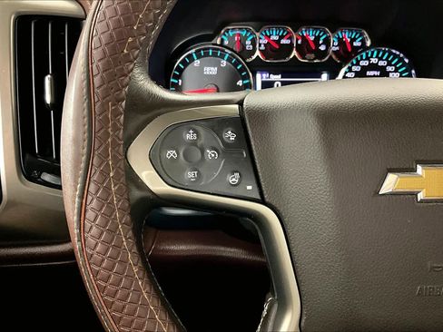Used 2017 Chevrolet Silverado 2500 High Country w/ Duramax Plus Package image 21