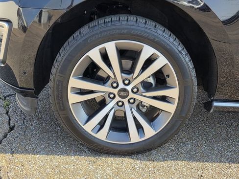 Certified 2020 Ford Expedition Platinum image 36