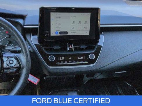 Used 2024 Toyota Corolla LE FWD image 17