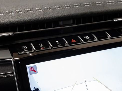 Used 2024 Jeep Grand Cherokee L Limited w/ Black Appearance Package image 16