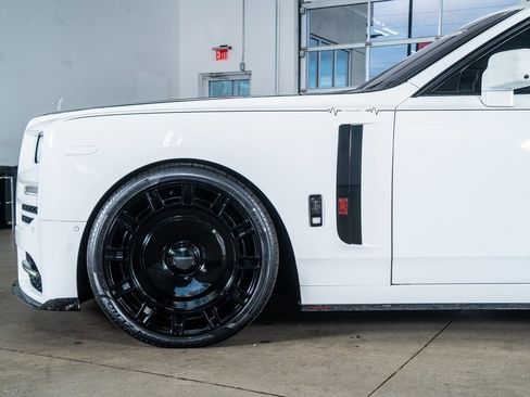 Used 2023 Rolls-Royce Phantom Sedan image 10