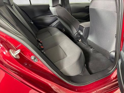 Used 2025 Toyota Corolla LE w/ Convenience Package FWD image 15