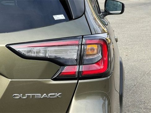 Used 2025 Subaru Outback Premium w/ Popular Package #1 image 34